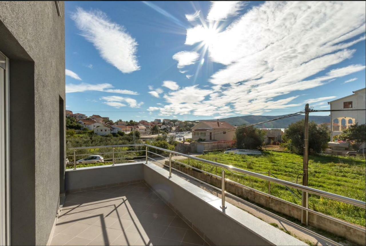 Casa Llena Apartment Seget Vranjica Exterior photo